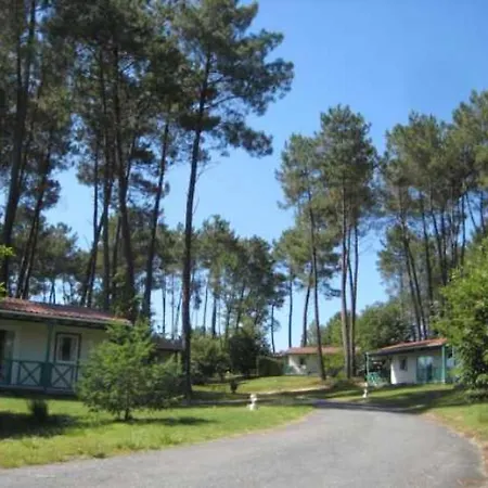 Chalet 4 Etoiles - Piscine - Eeecic