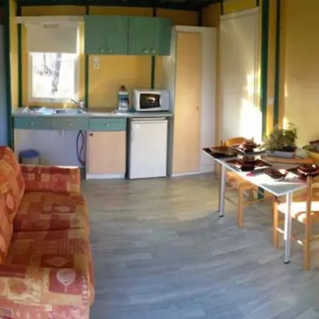 Zecamping 4 Animaux Acceptés Tennis Pataugeoire Chalet *