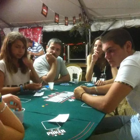 4 étoiles - Piscine - Eeecic Tamniès