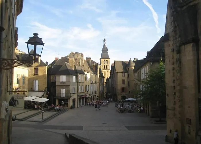 4 Etoiles - Piscine - Eeecic בקתה